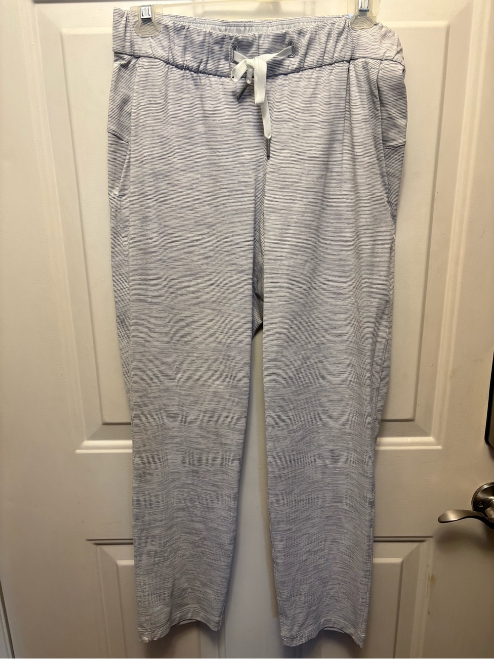 lululemon athletica Heathered Light Gray and white on the fly pants